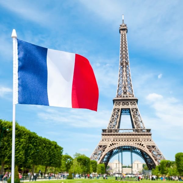 Which city is the official capital of France?