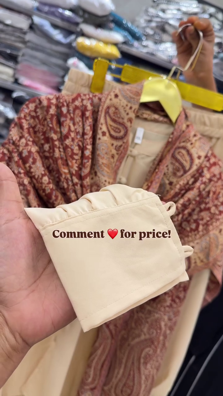 Paisley Grace Kurta Set with Dupatta - Image 3