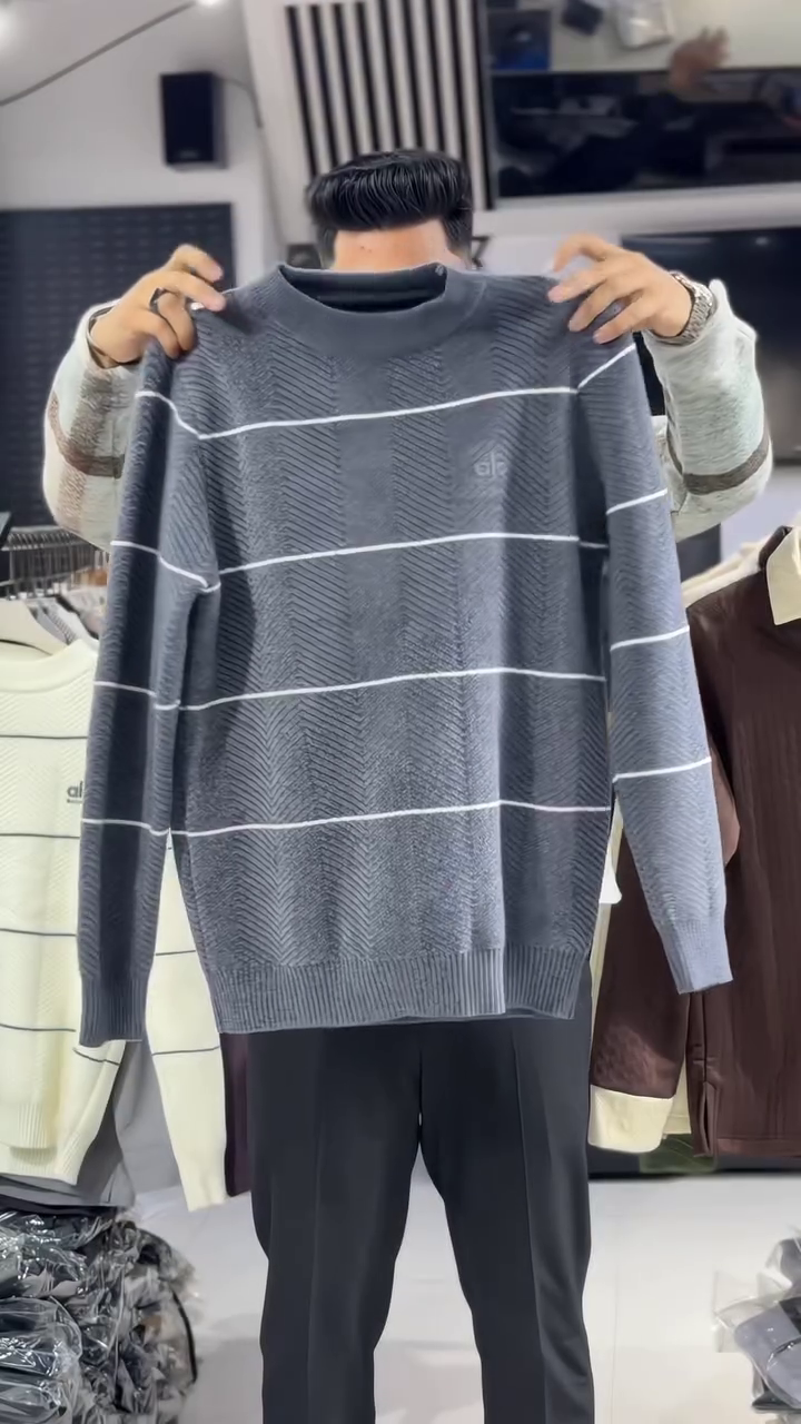 Textured Winter Sweater for Men - Image 4