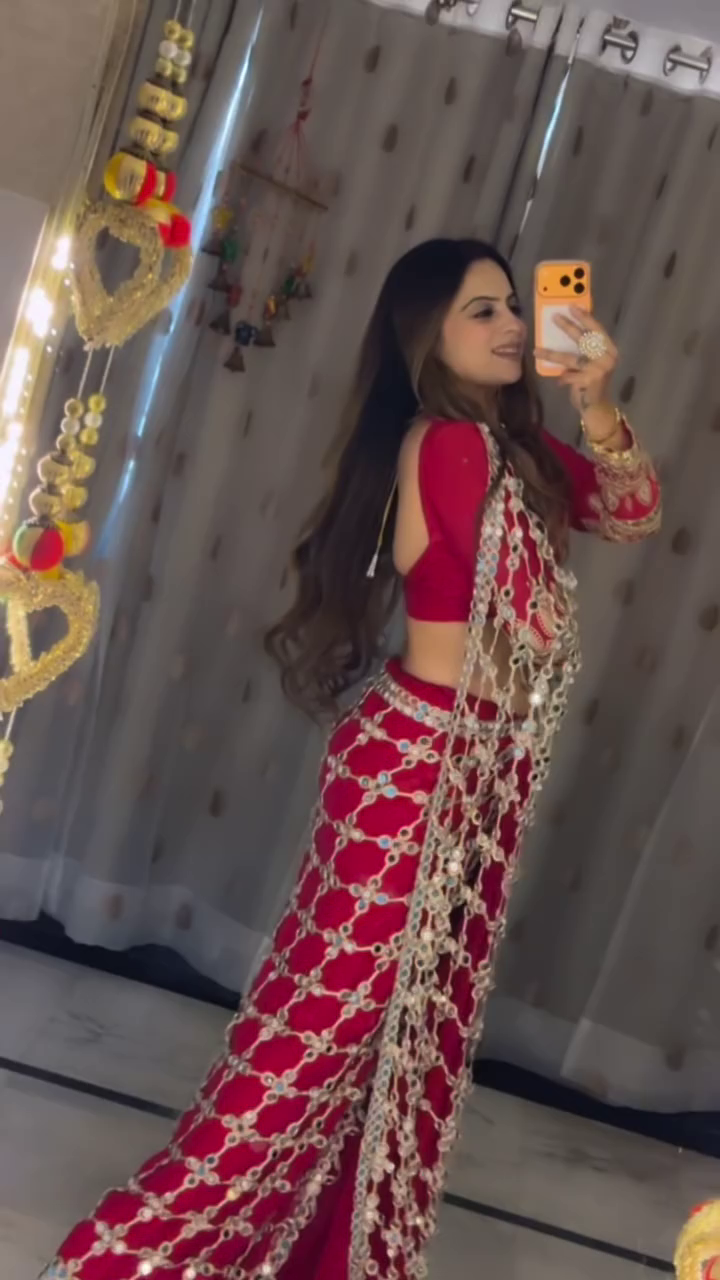 Crimson Mirror-Net Saree for Women - Image 2