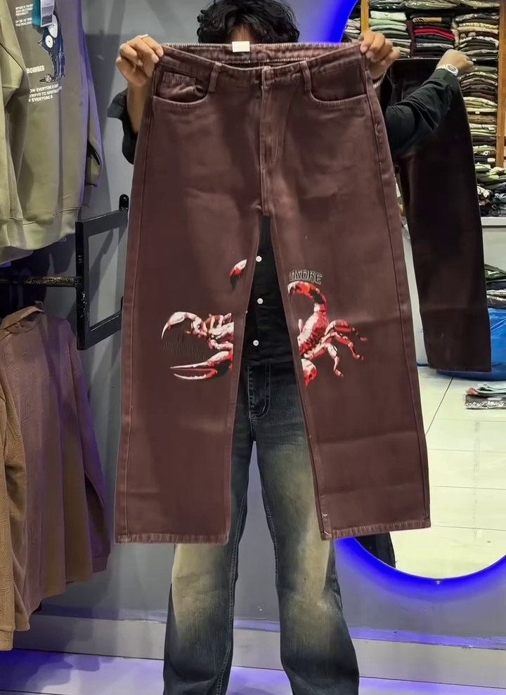 Wide-Leg Graphic Denim Jeans - Image 4