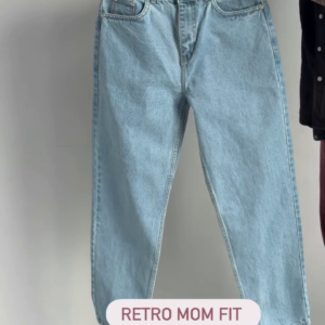 Retro Mom Fit Blue Jeans