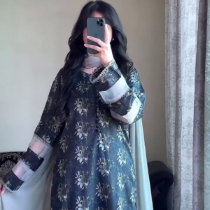 Graceful Dark Floral Suit – Elegant Ethnic Charm