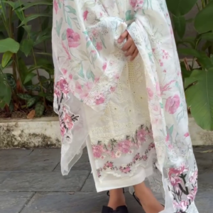 Graceful White Floral Suit – Soft & Elegant Ethnic Fashion