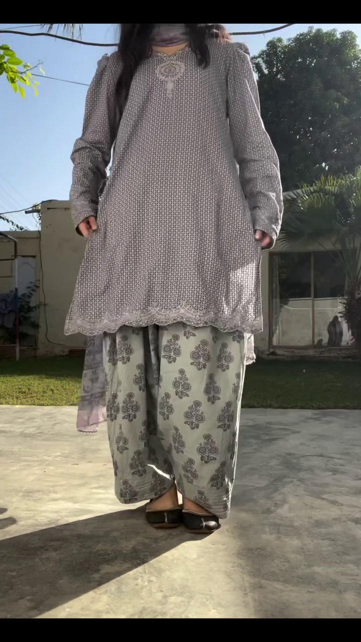 🌿 Graceful Comfort – Printed Kurta with Palazzo - Image 3