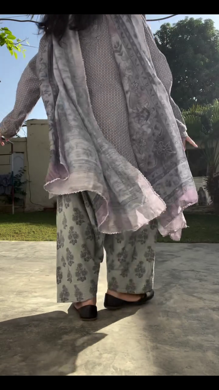 🌿 Graceful Comfort – Printed Kurta with Palazzo - Image 4