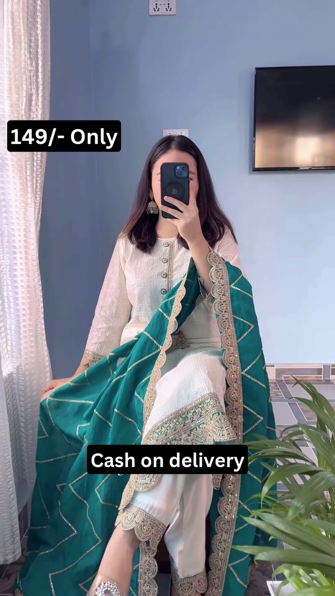 Elegant White Suit with Emerald Dupatta - Image 2
