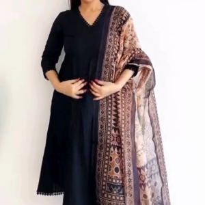 Classic Black Ethnic Suit with Printed Dupatta – Timeless Elegance